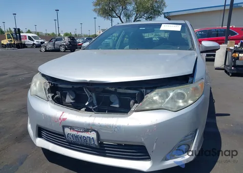 2012 Toyota Camry Hybrid Xle z USA, uszkodzony, nr VIN 4T1BD1FK1CU051589